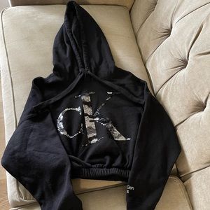 Calvin Klein sweat shirt